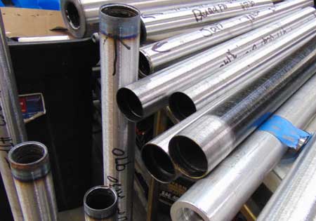 Roller Core Repair, Remanufacturing, Resurfacing and rebuilding services for steel, aluminum, stainless steel, bronze and many other metal alloys as well as balancing and recovering services from The Roller Company.