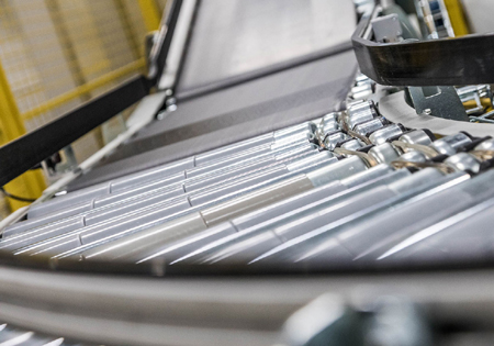 The Roller Company manufactures, fabricates and designs precision machined rollers for the manufacturing industry including rollers for conveyor systems, material handling and processing machinery.